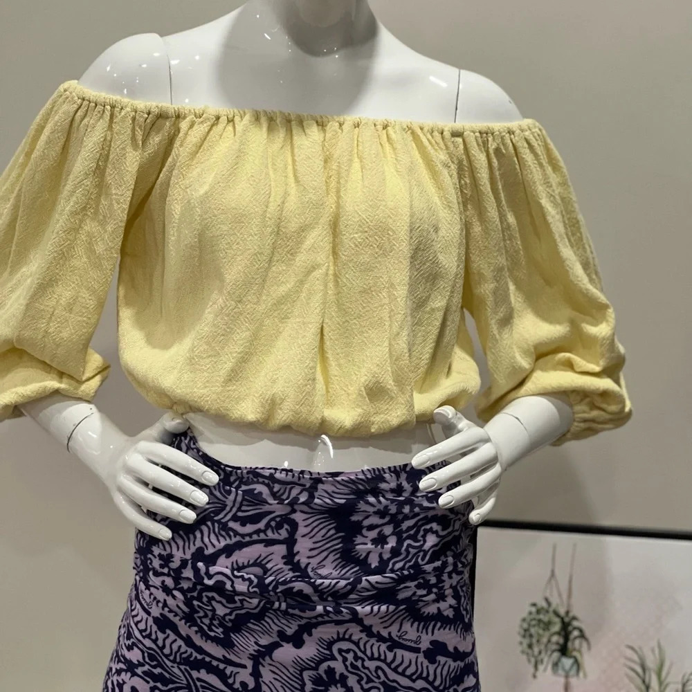 ANDA croc top brand new no tag
